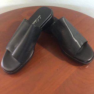 + La Cabana 90s Black Slides   women's  size  5 1/2
